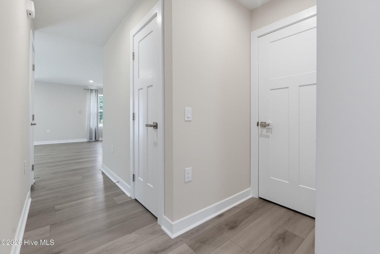 36 Deerfield Ln - Photo 5 of 40