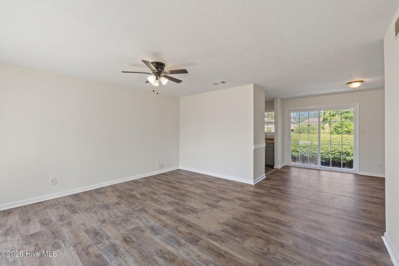 3315 Forest Estates Dr - Photo 5 of 21
