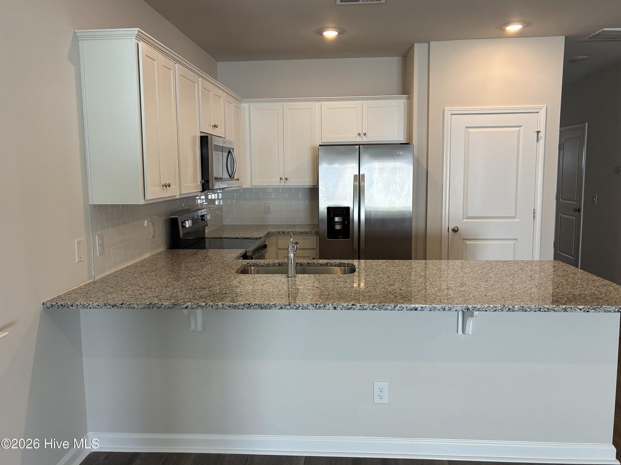 3019 Tasso Dr - Photo 3 of 34