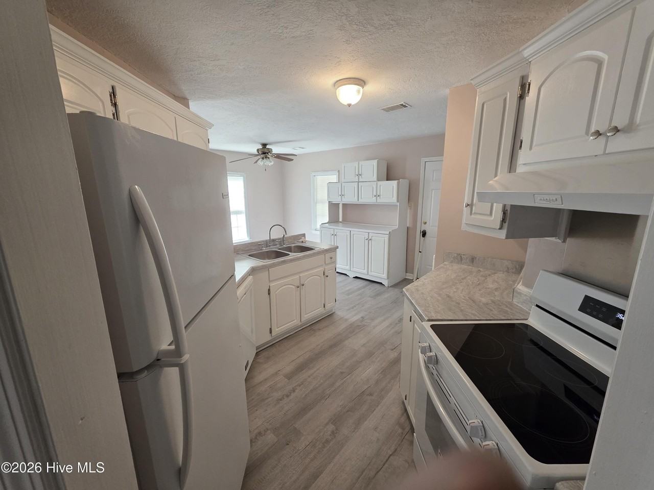 2323 Willis Foreman Rd - Photo 5 of 9