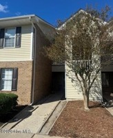 featured image of 2920 Mulberry Ln #D