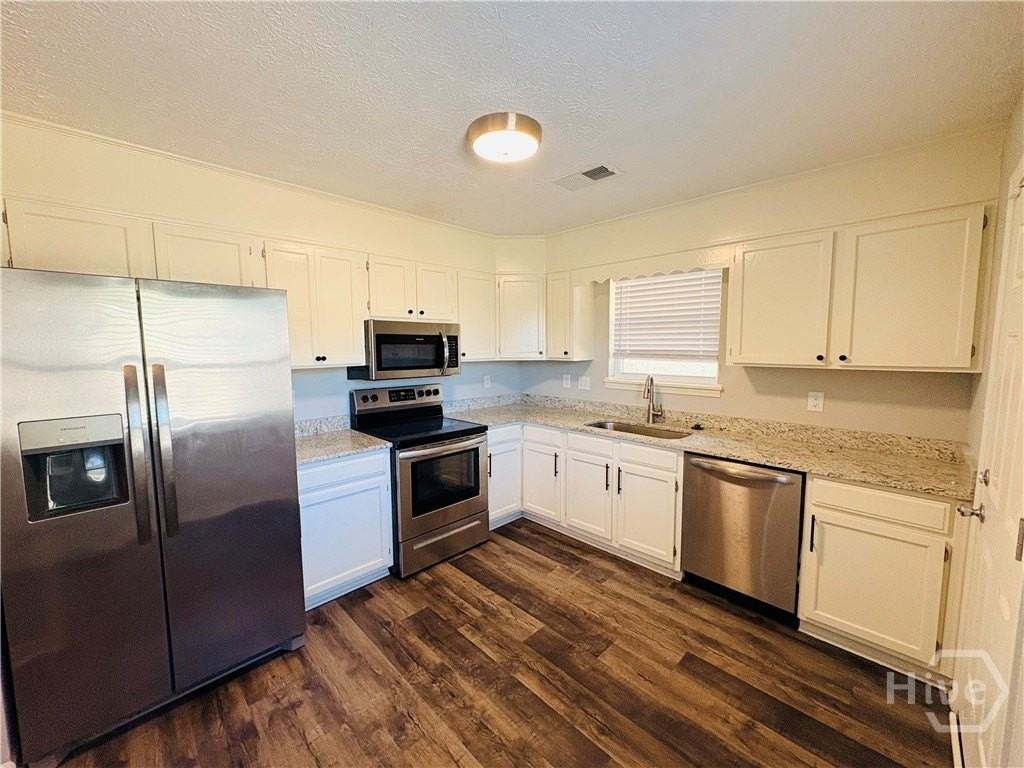 1020 Crooked Creek Rd - Photo 2 of 6
