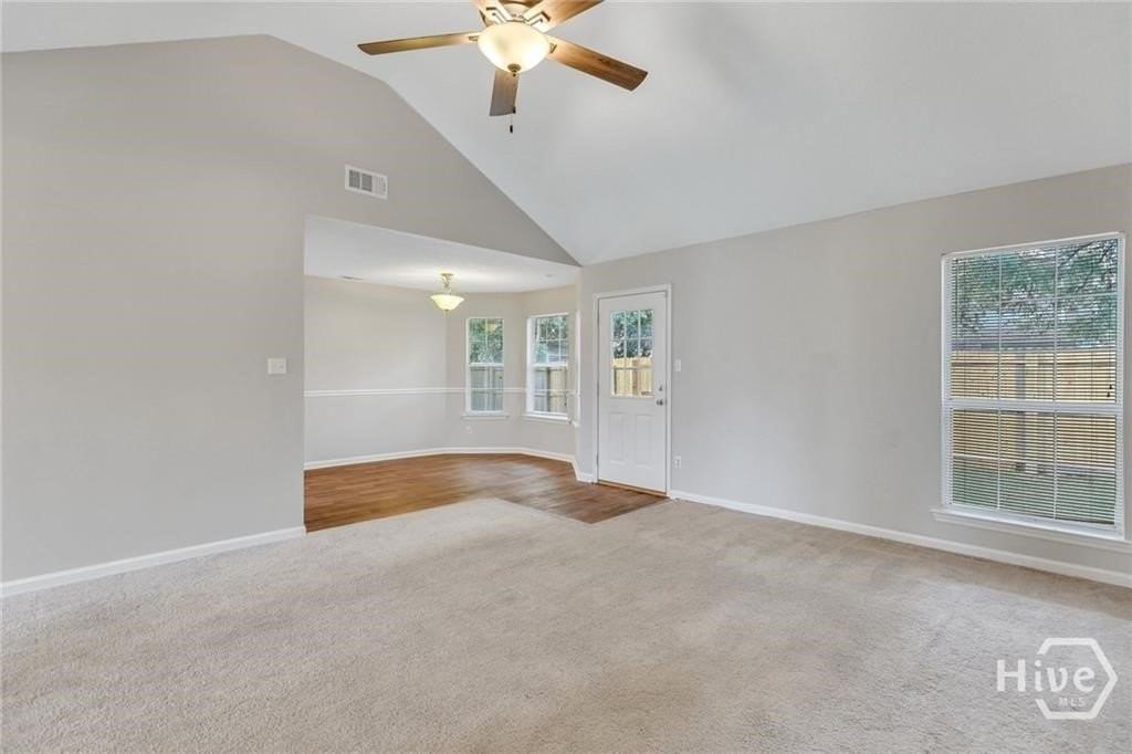 314 Teal Lake Dr - Photo 6 of 44