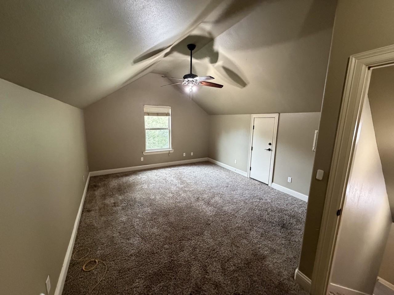 1200B Cheryl St - Photo 7 of 10