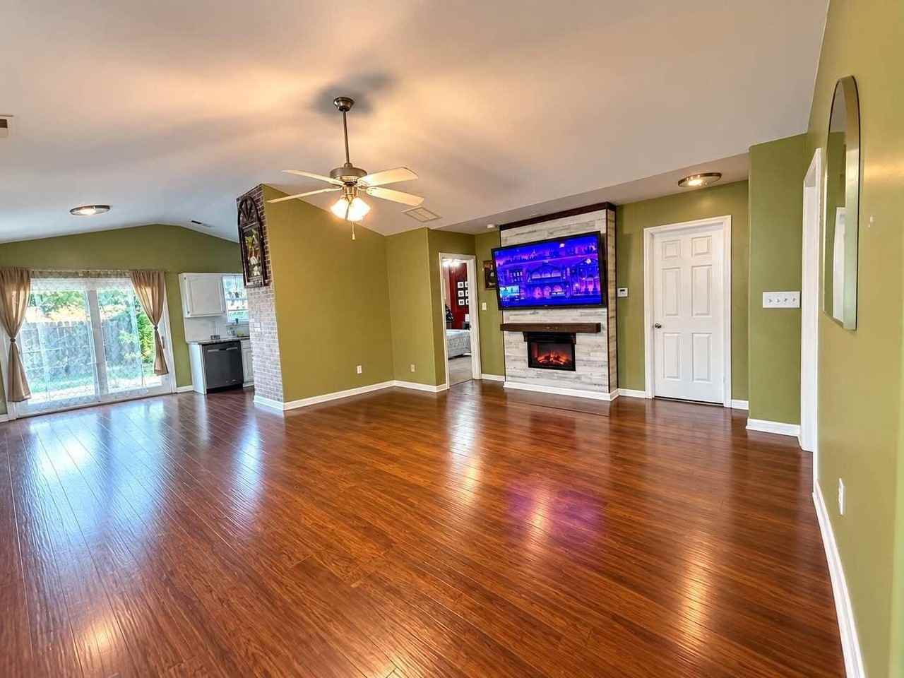 148 Black Water Ln - Photo 5 of 31