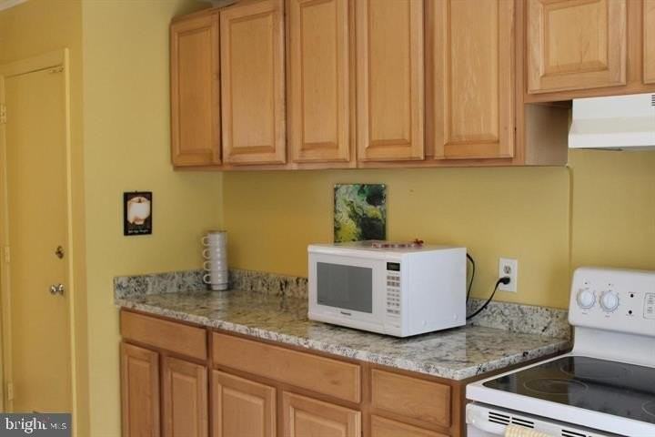 8508 63rd Ave - Photo 7 of 18