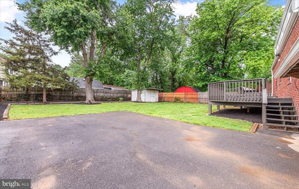 6902 21st Ave - Photo 5 of 30