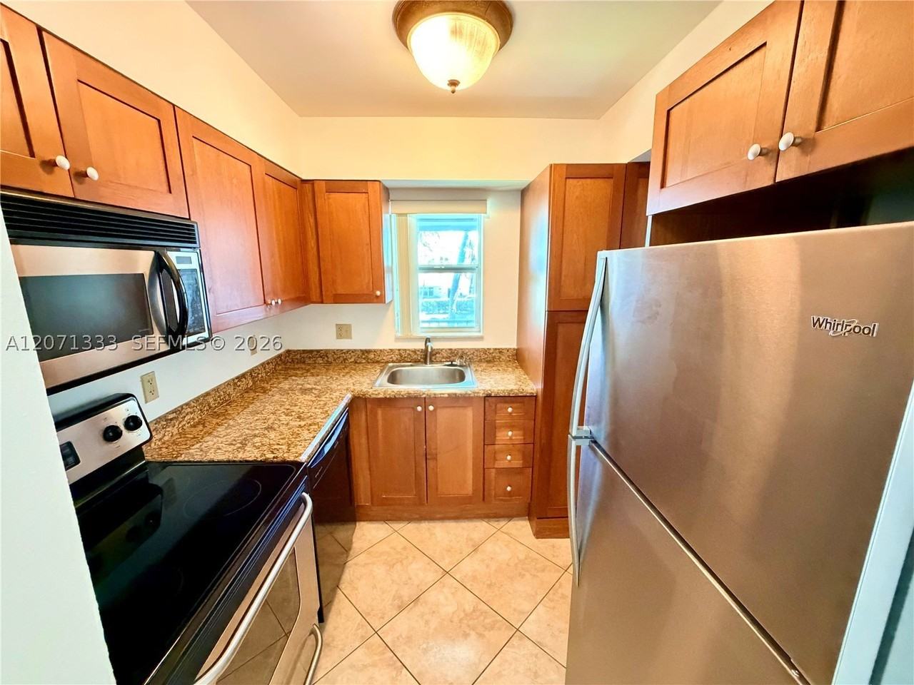 4001 Ne 21st Ave #203 - Photo 4 of 15