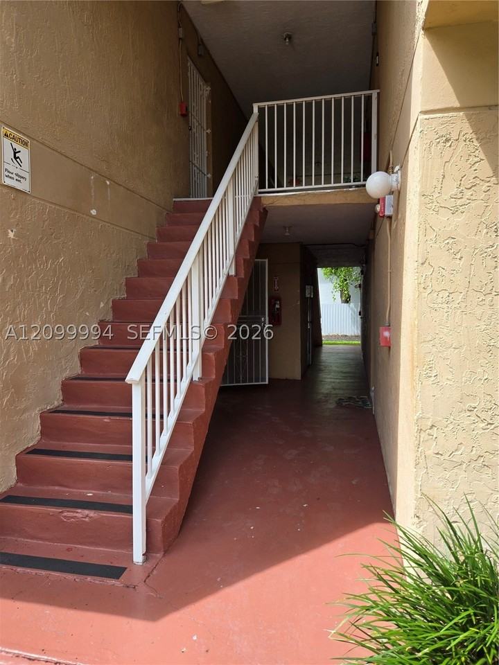220 Nw 107th Ave #101 - Photo 3 of 16