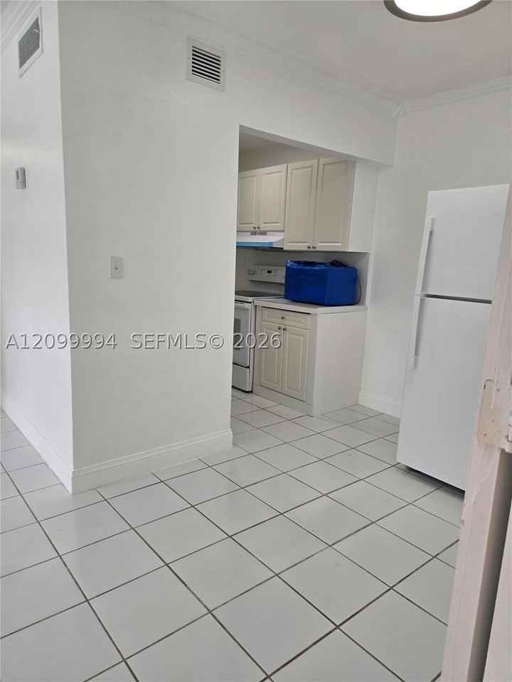 220 Nw 107th Ave #101 - Photo 7 of 16