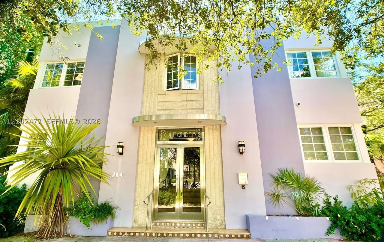 260 Euclid Ave #26