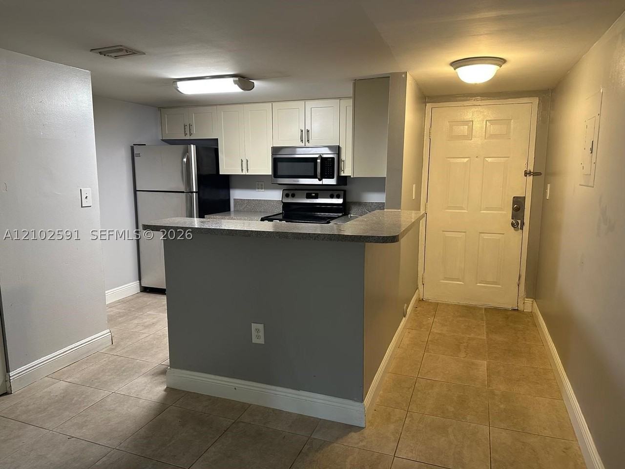9962 Nob Hill Ln #9962 - Photo 2 of 19