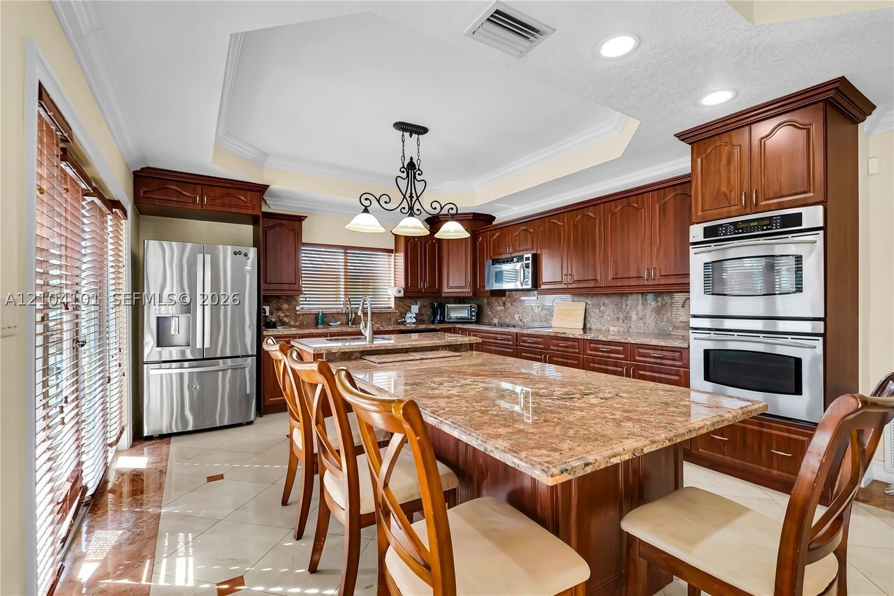 51 W Plaza Del Lago #51 - Photo 2 of 50