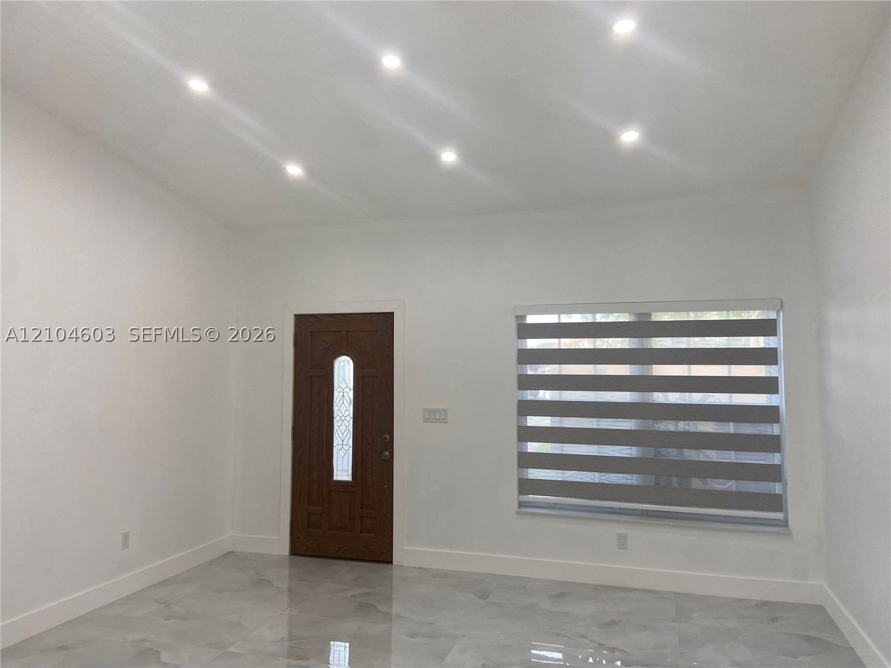 54 Nw 109th Ct - Photo 4 of 25