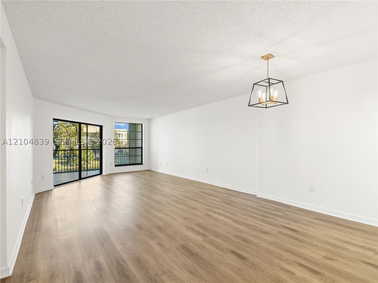 7547 Fairfax Dr #210 - Photo 2 of 29