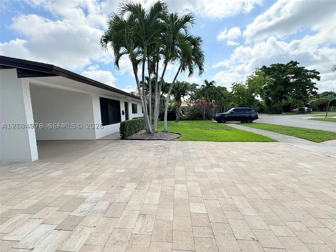 10431 Sw 54th St #10431 - Photo 2 of 22