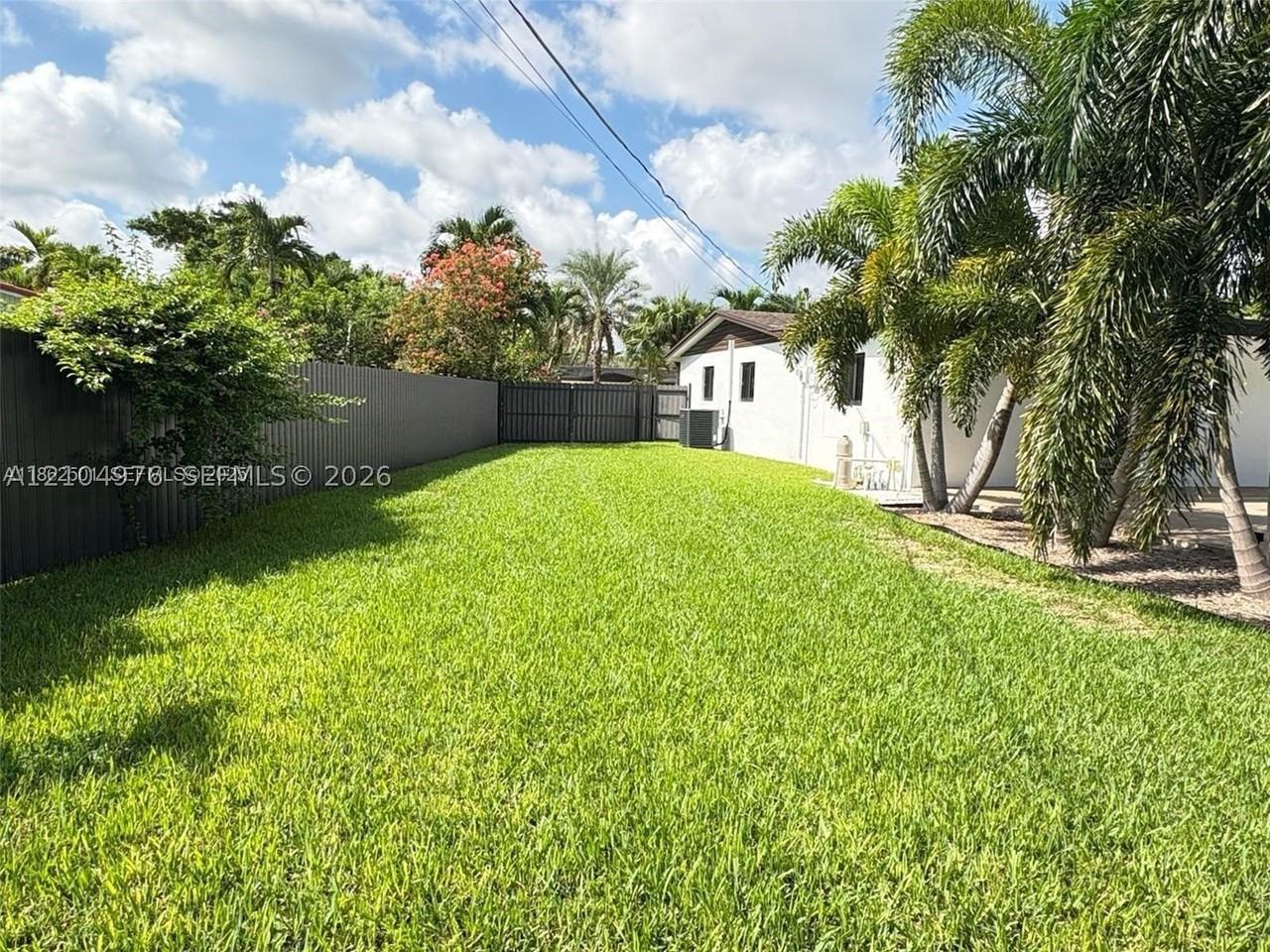 10431 Sw 54th St #10431 - Photo 5 of 22