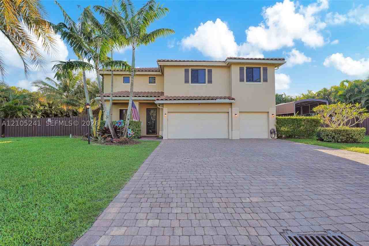 2150 Nw 16th Pl - Photo 3 of 50