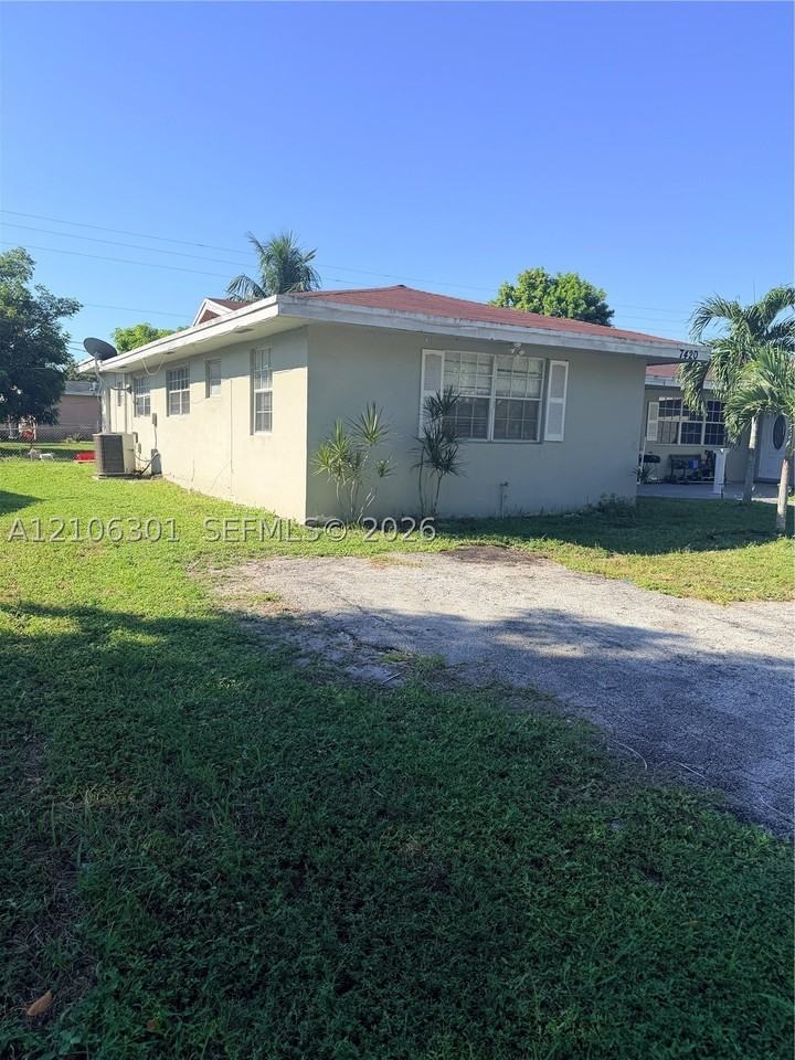 7420 Nw 16th St #7420 - Photo 2 of 17