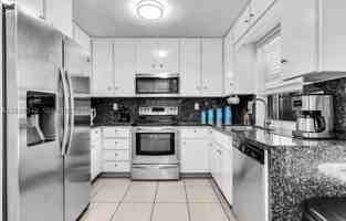 featured image of 6291 Harding St