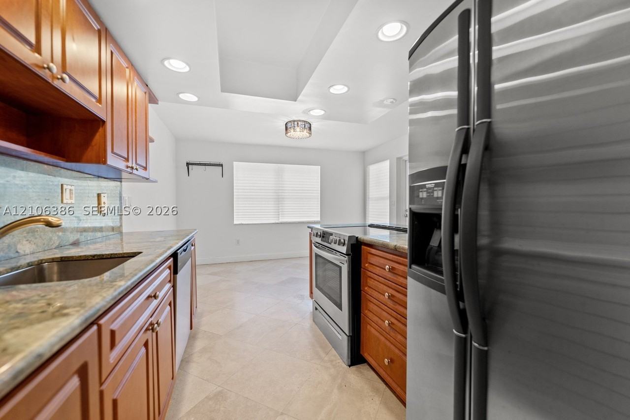 2987 Bird Ave - Photo 7 of 28