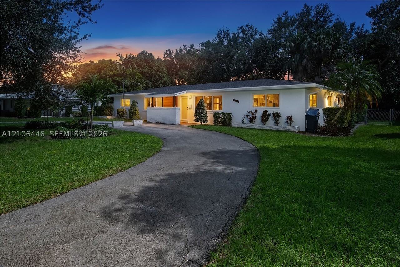 11727 Sw 81st Rd #11727 - Photo 4 of 40