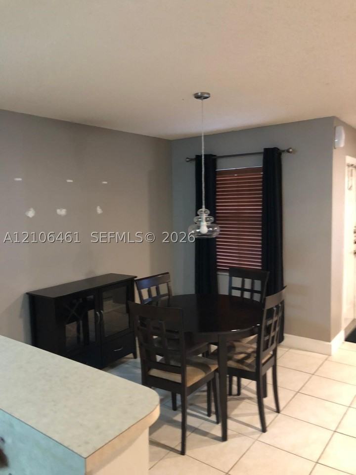 12504 Sw 53rd St #12504 - Photo 3 of 9