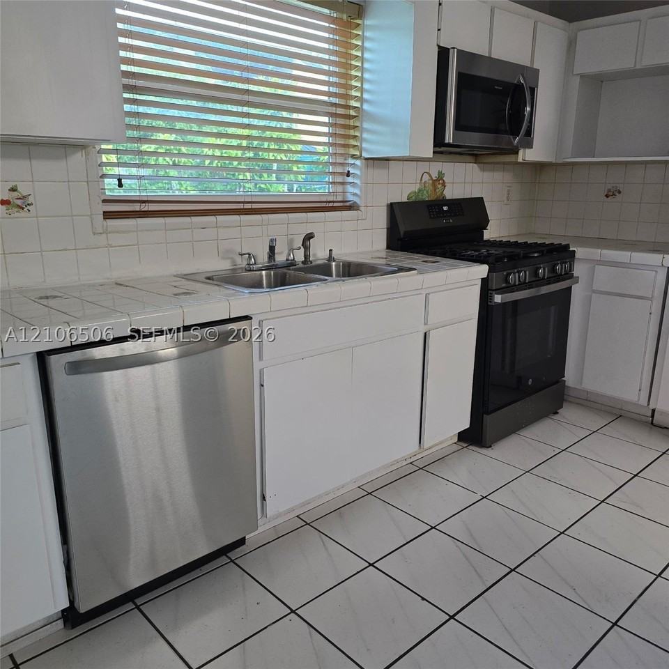 3459 Sw 113th Ct #3459 - Photo 7 of 16
