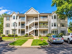 323 Wimbeldon Ct - Photo 1 of 1
