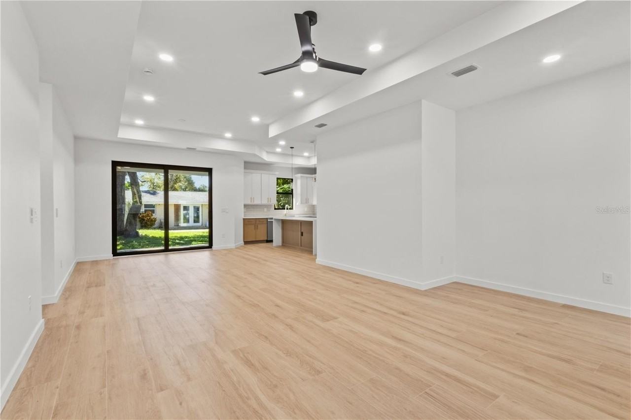 1204 Groveland Ave - Photo 5 of 21