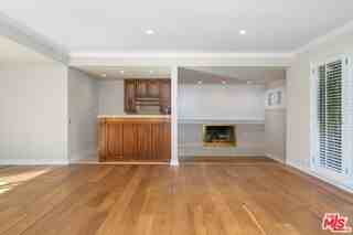 14972 Camarosa Dr - Photo 3 of 7