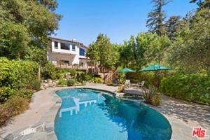 featured image of 1033 Wellesley Ave