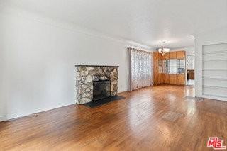 2907 Washington Ave - Photo 4 of 8