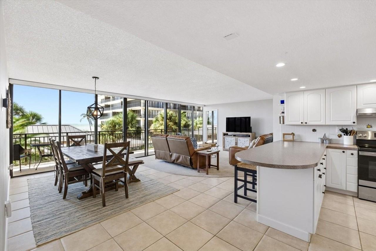 7600 Bayshore Dr #205 - Photo 6 of 50