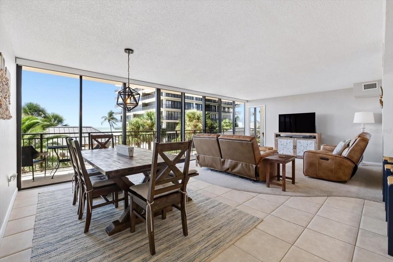 7600 Bayshore Dr #205 - Photo 7 of 50