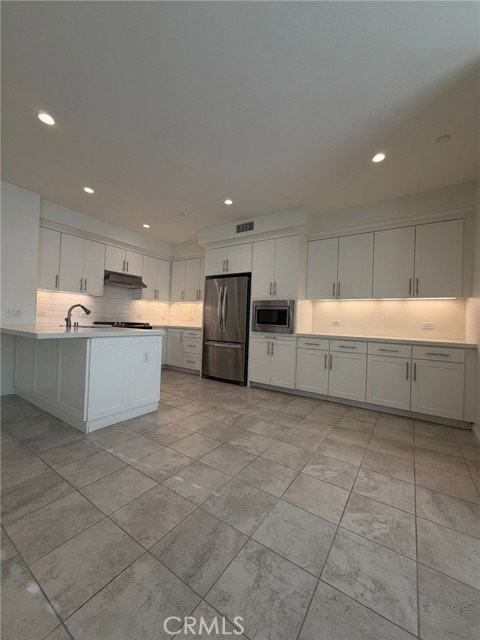 151 Bishop Lndg - Photo 5 of 8