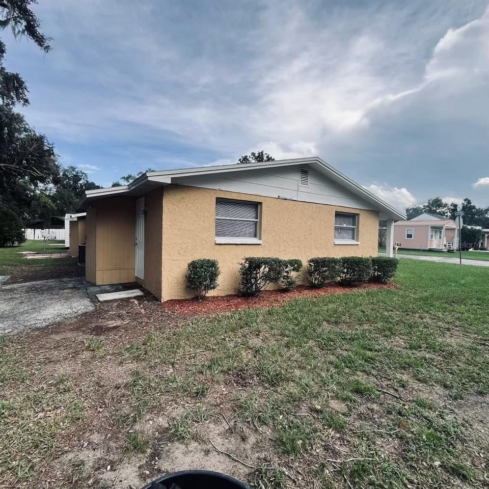 5452 Lisa Cir - Photo 4 of 35