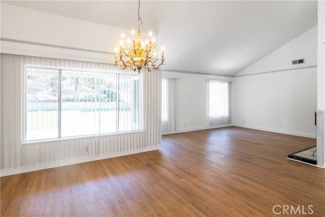 17473 Golden Ln - Photo 5 of 8