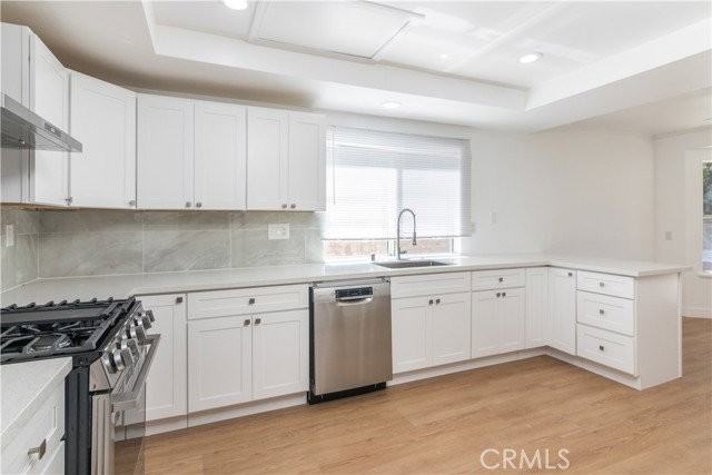 17473 Golden Ln - Photo 6 of 8