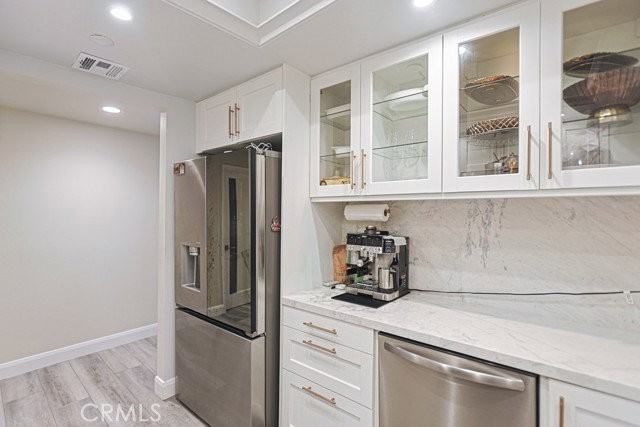 4326 Babcock Ave #305 - Photo 5 of 7