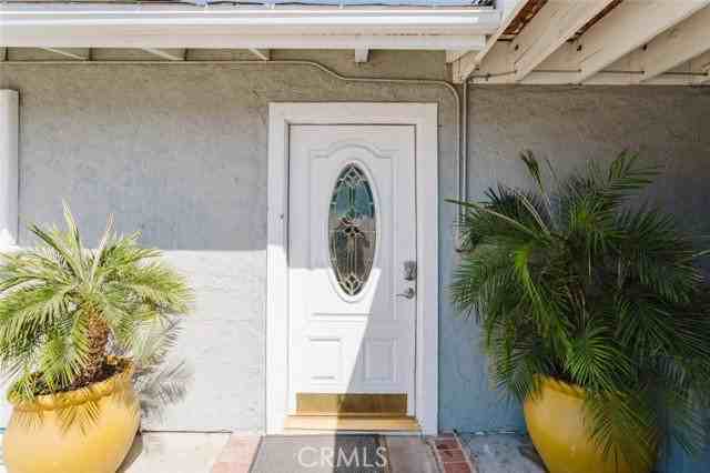 11900 Cometa Ave - Photo 2 of 5