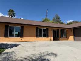 featured image of 1543 N Hilltop Dr