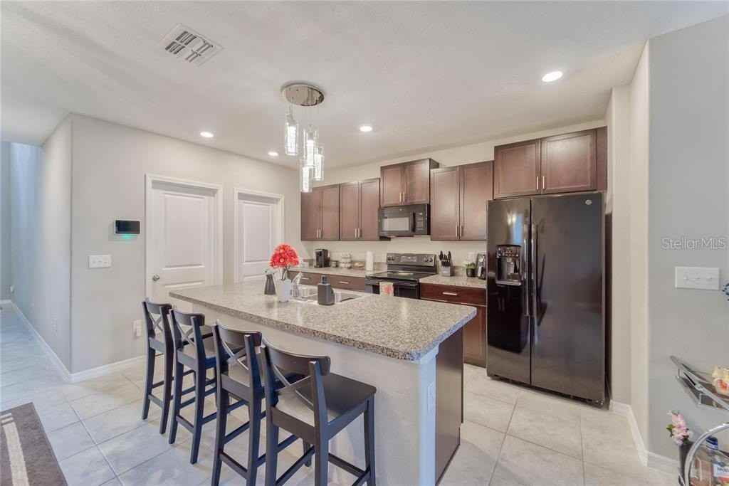 11918 Miracle Mile Dr - Photo 6 of 16