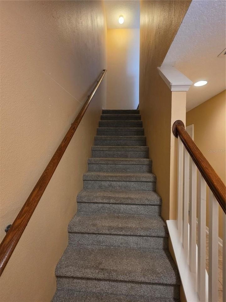 2425 Middleton Grove Dr - Photo 3 of 37