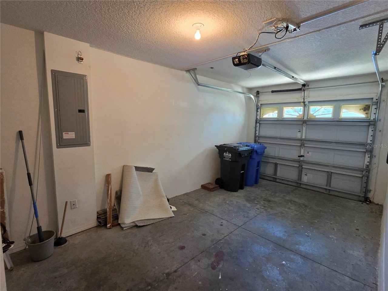2425 Middleton Grove Dr - Photo 6 of 37