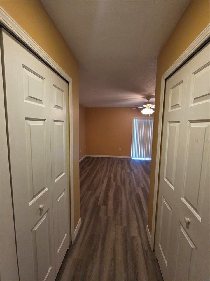 2425 Middleton Grove Dr - Photo 7 of 37