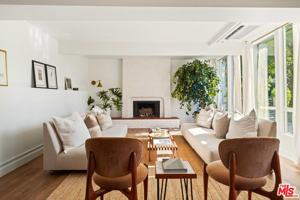 featured image of 8223 Yucca Trl