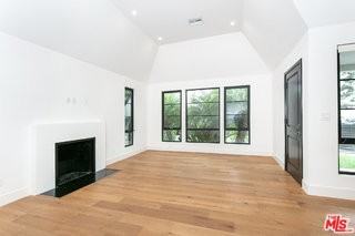 132 N Kilkea Dr - Photo 2 of 8