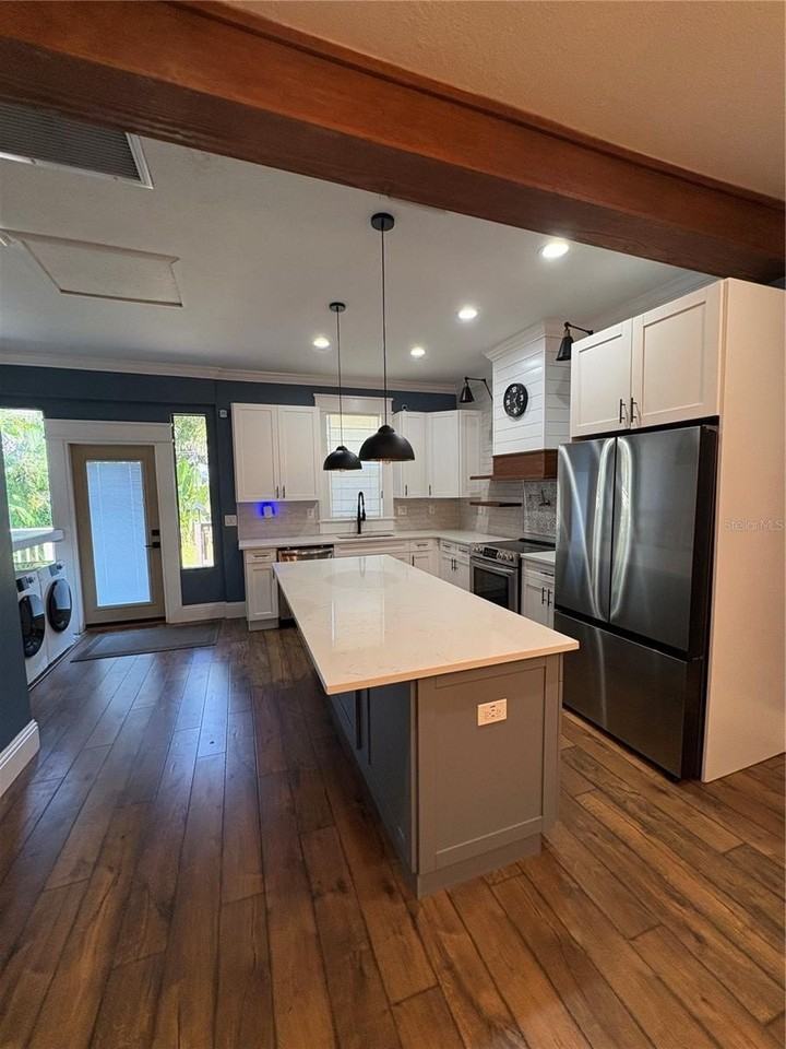 200 E Fern St - Photo 7 of 14