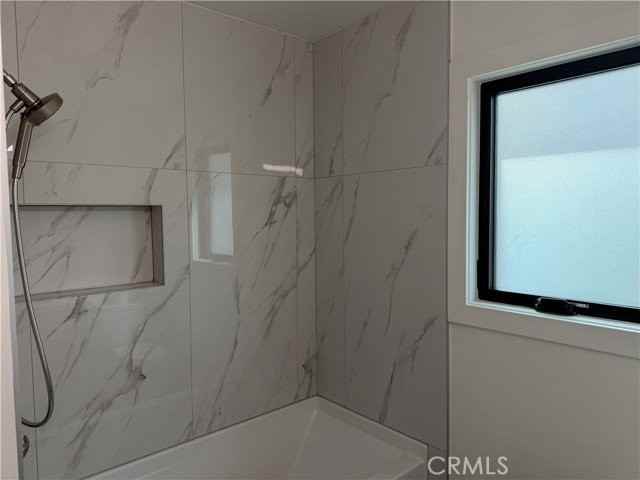 12335 Felson Pl - Photo 6 of 8